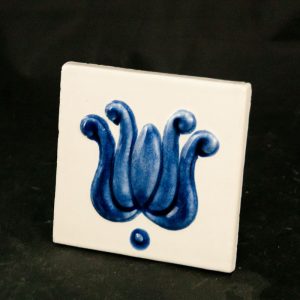 Decoruri postament pictate manual