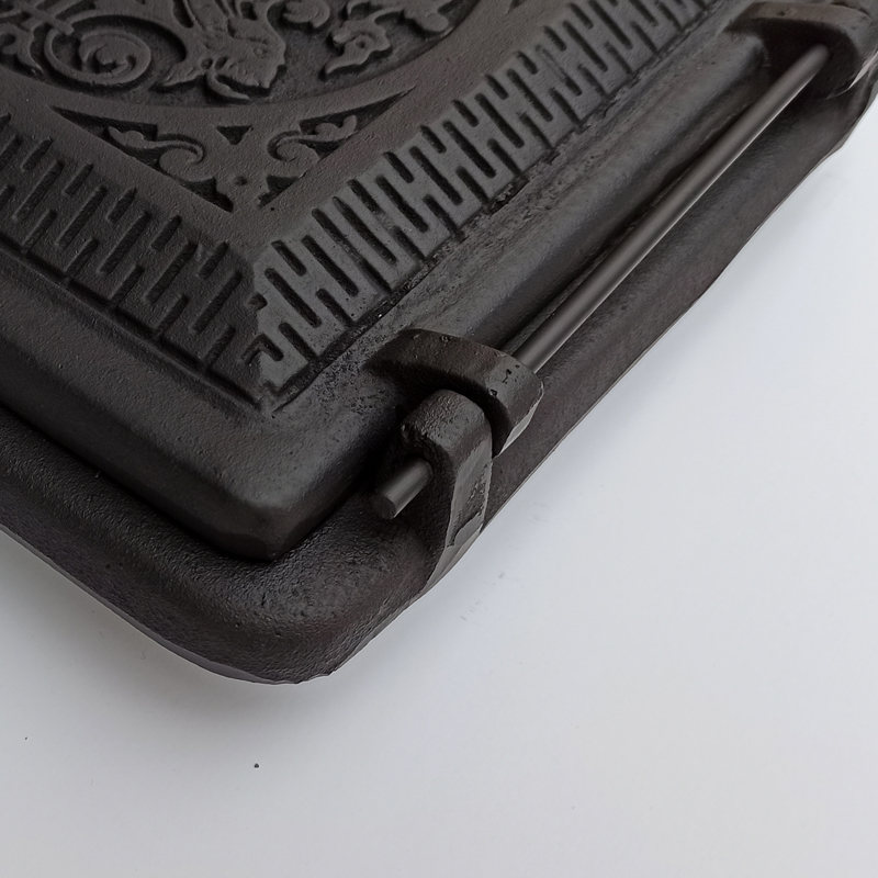 Usa-soba-plina-din-fonta-Fiona-portita-soba-3