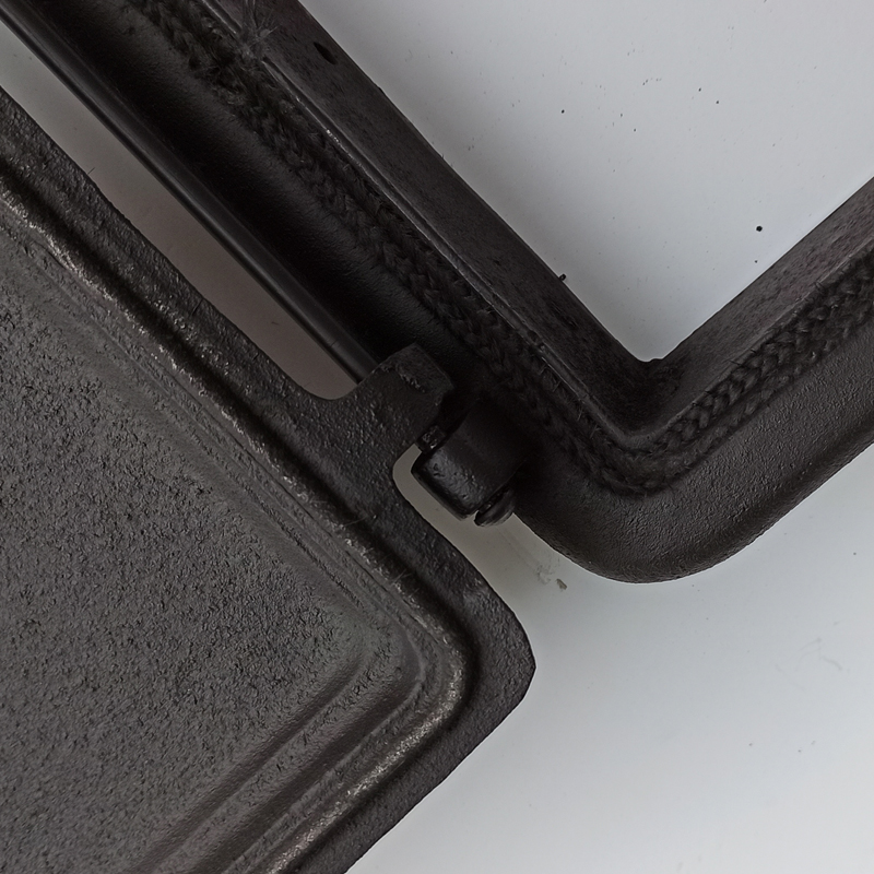 Usa-soba-plina-din-fonta-Fiona-portita-soba-6